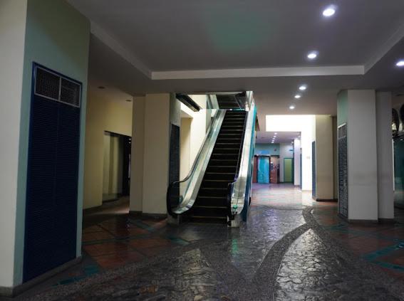 Young Place Banguecoque Exterior foto